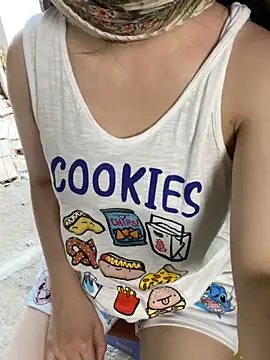 XndSeraphina online show from February 9, 4:32 am