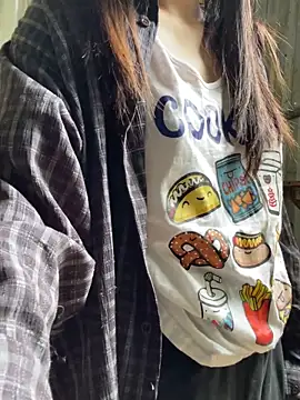 XndSeraphina online show from April 12, 4:49 am