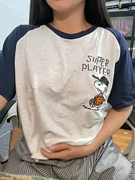 XndSeraphina online show from March 28, 10:05 am