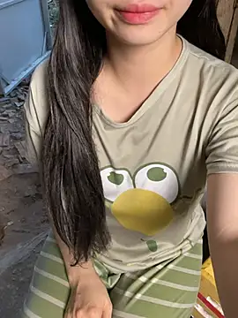 XndSeraphina online show from March 21, 11:03 am