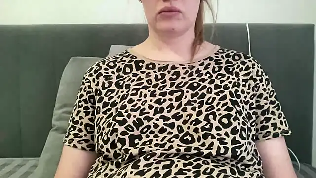 alisa kitcat online show from January 14, 5:55 am