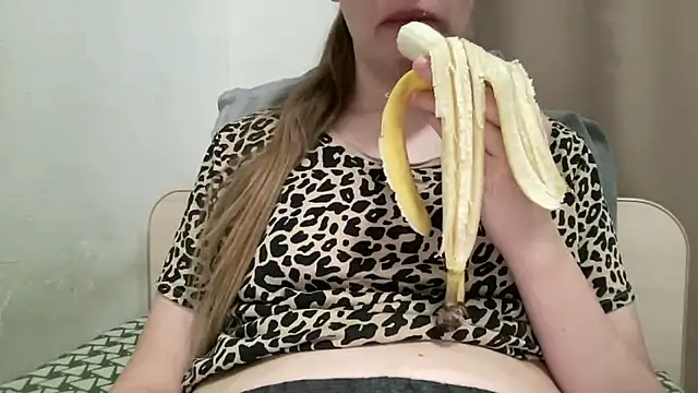 alisa kitcat online show from February 9, 5:05 am