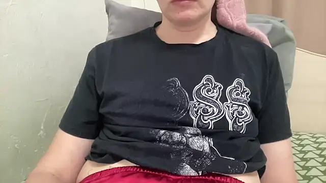 alisa kitcat online show from February 3, 6:40 am