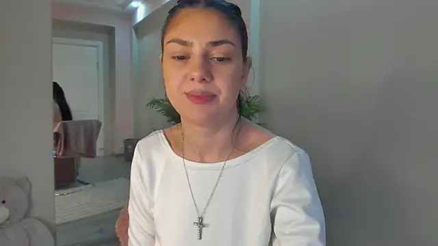 SerennaNoir online show from February 16, 8:40 pm