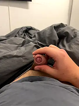 Paul Klein20000 online show from November 26, 7:25 pm