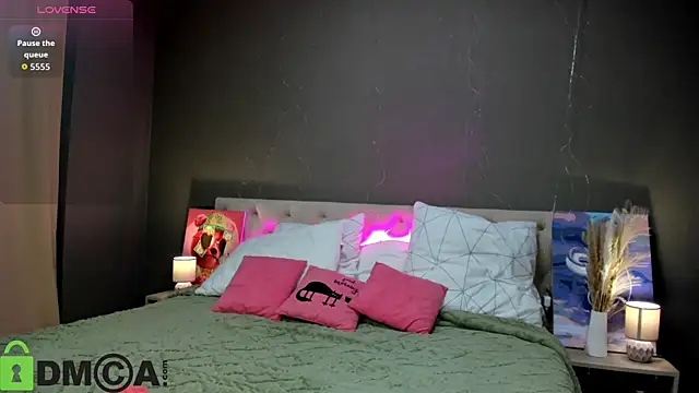 Snapshot of Malika_Raspberry chatting on January 10, 1:23 am Malika Raspberry online show from January 10, 1:23 am