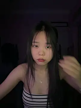 Kiee-lee online show from May 5, 10:24 pm