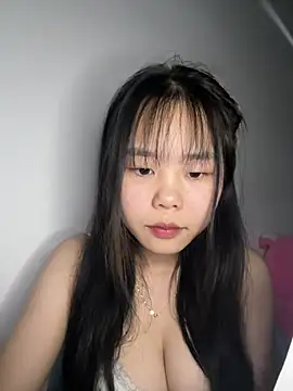 Kiee-lee online show from March 5, 5:42 pm