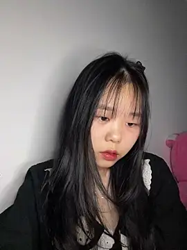 Kiee-lee online show from March 3, 3:30 pm