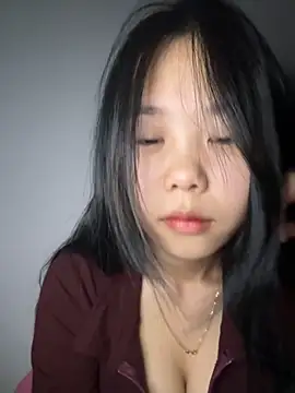 Kiee-lee online show from December 2, 3:36 pm