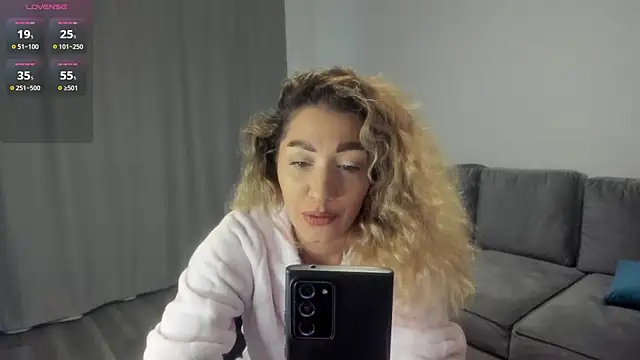 rossana doll online show from January 14, 7:01 am