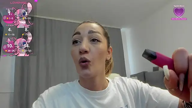 rossana doll online show from April 11, 7:45 am