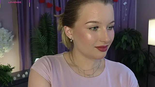 ImiMonroe online show from February 19, 12:35 pm