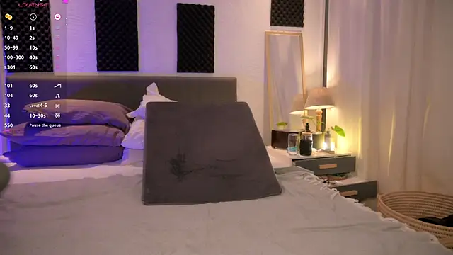 Amazon Fae online show from May 8, 11:36 am