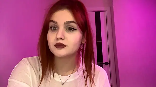 Red Ava online show from November 25, 6:41 pm