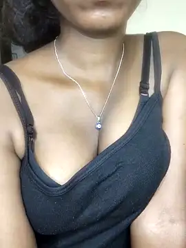 Simran 0011 online show from April 17, 3:20 am