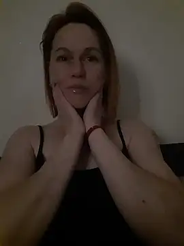 LanaOlbenst online show from June 20, 6:02 pm