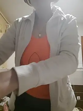 LanaOlbenst online show from January 9, 9:44 pm