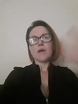 LanaOlbenst online show from April 18, 7:07 pm