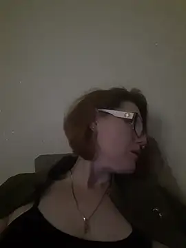 LanaOlbenst online show from April 12, 6:33 pm