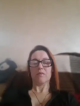 LanaOlbenst online show from May 8, 7:01 am