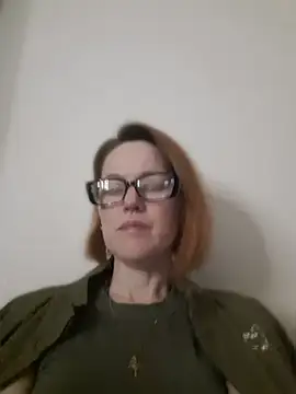 LanaOlbenst online show from April 21, 7:31 pm