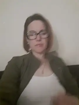 LanaOlbenst online show from April 8, 10:11 pm