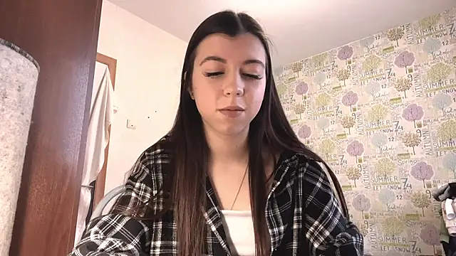 Snapshot of Mementoverdie chatting on November 23, 6:34 am Mementoverdie online show from November 23, 6:34 am