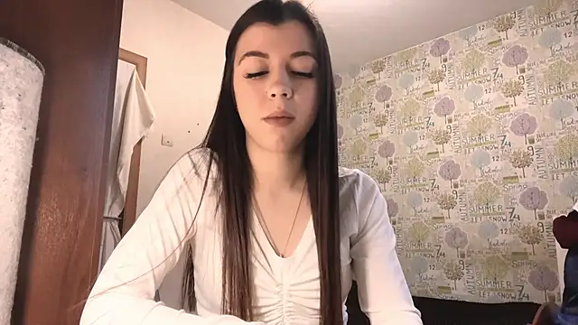 Snapshot of Mementoverdie chatting on November 22, 6:23 am Mementoverdie online show from November 22, 6:23 am