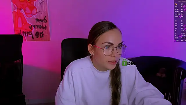 misa angel online show from December 3, 1:54 pm