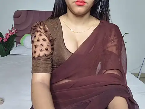 Husan-e-Jasmine online show from February 17, 6:27 pm