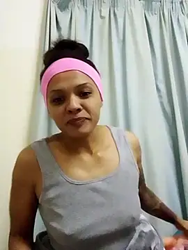 Snapshot of Cadence28 chatting on April 30, 6:26 pm Cadence28 online show from April 30, 6:26 pm