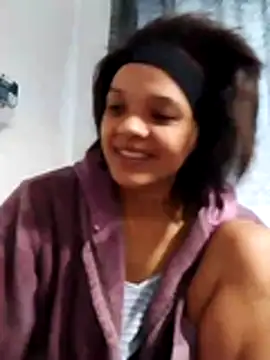 Snapshot of Cadence28 chatting on December 4, 5:28 am Cadence28 online show from December 4, 5:28 am