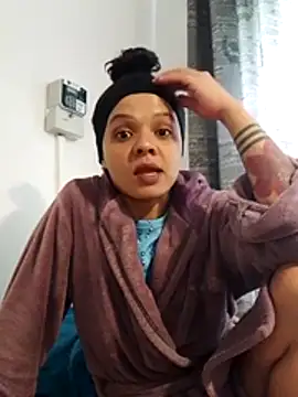 Snapshot of Cadence28 chatting on November 28, 7:08 am Cadence28 online show from November 28, 7:08 am