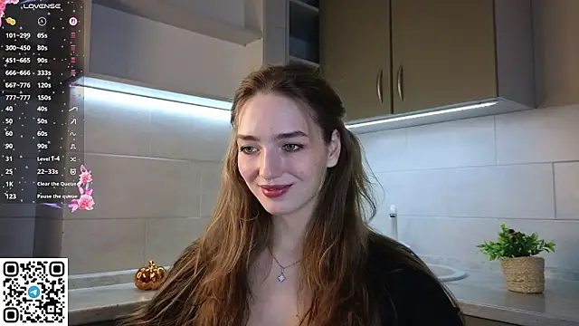 NoirAstrya online show from March 5, 6:10 am