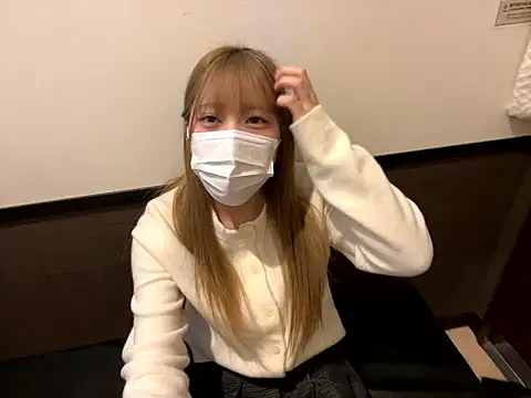 Snapshot of binyu_rua chatting on December 15, 2:12 pm binyu rua online show from December 15, 2:12 pm