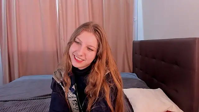 HazeLuneth online show from February 23, 7:20 am