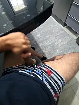 cesmegenc98 online show from November 20, 1:23 pm