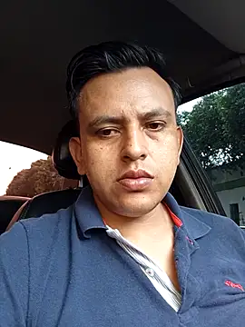 Snapshot of art-e9-2 chatting on February 2, 6:40 pm art-e9-2 online show from February 2, 6:40 pm