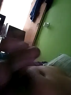 art-e9-2 online show from December 4, 6:29 pm