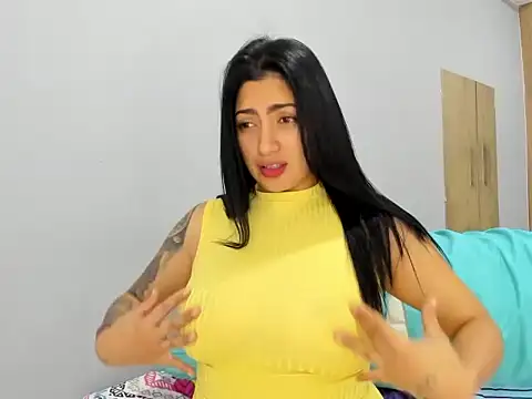 miabelmonte online show from February 10, 4:06 pm