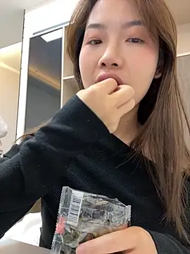 GYYoo online show from December 17, 5:45 am