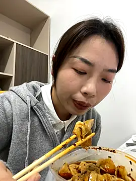 GYYoo online show from November 30, 4:57 am