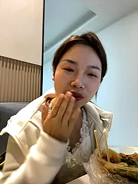 GYYoo online show from November 26, 5:07 am