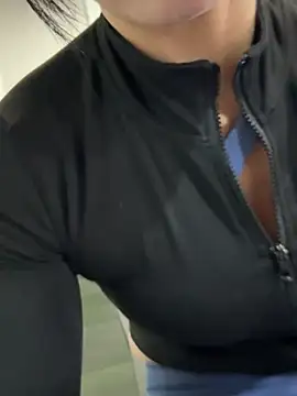 mitao xx online show from February 6, 8:10 am