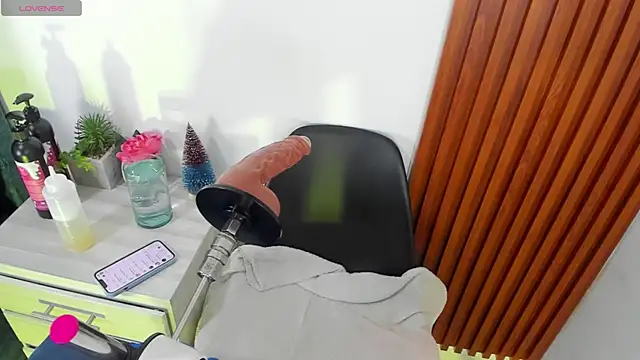 Latina candy01 online show from December 22, 7:25 pm