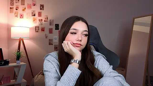 Vexorine online show from February 6, 7:32 pm