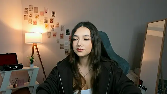 Vexorine online show from March 21, 7:07 pm