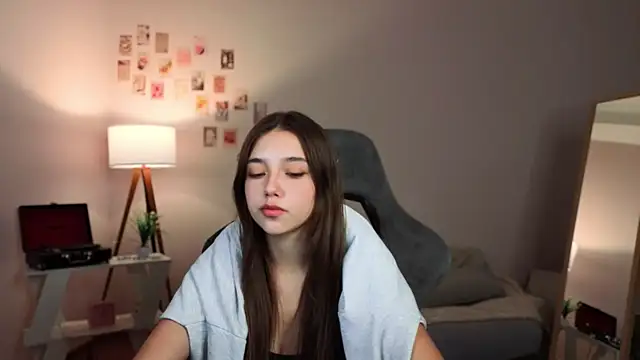 Vexorine online show from December 14, 7:19 pm