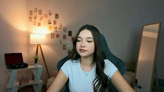 Vexorine online show from March 28, 7:26 pm